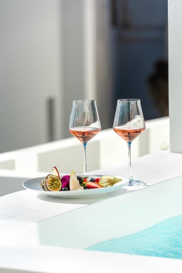 Akra Suites & Spa อิเมโรวิยอน ภายนอก รูปภาพ